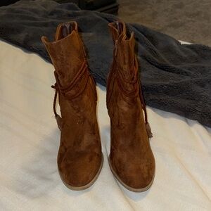 Universal Thread Chestnut Suede Ankle Booties